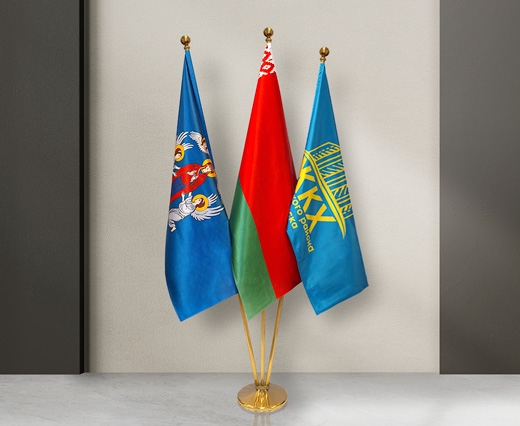 напольные-флагштоки.jpg напольные-флагштоки.jpg