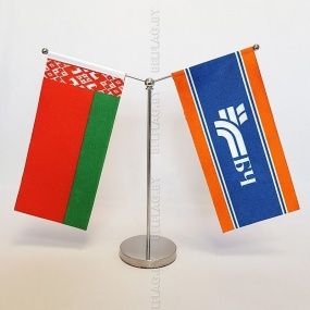 Флагшток настол.,  метал., Y-обр. на два флажка, серебро