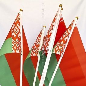 Флажок РБ на пластиковом древке, размер 20×40 см