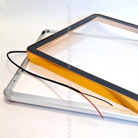 Световой короб / лайтбокс / рамка с LED-подсветкой 60×90 см, цвет золото Световой короб / лайтбокс / рамка с LED-подсветкой 60×90 см, цвет золото