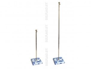 Флагшток настольный, телескоп., с подставкой из бело-голубого мрамора Флагшток настольный, телескоп., с подставкой из бело-голубого мрамора